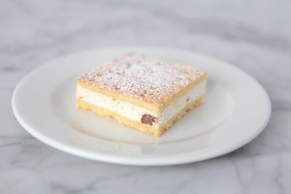 Plăcintă cu Brânză